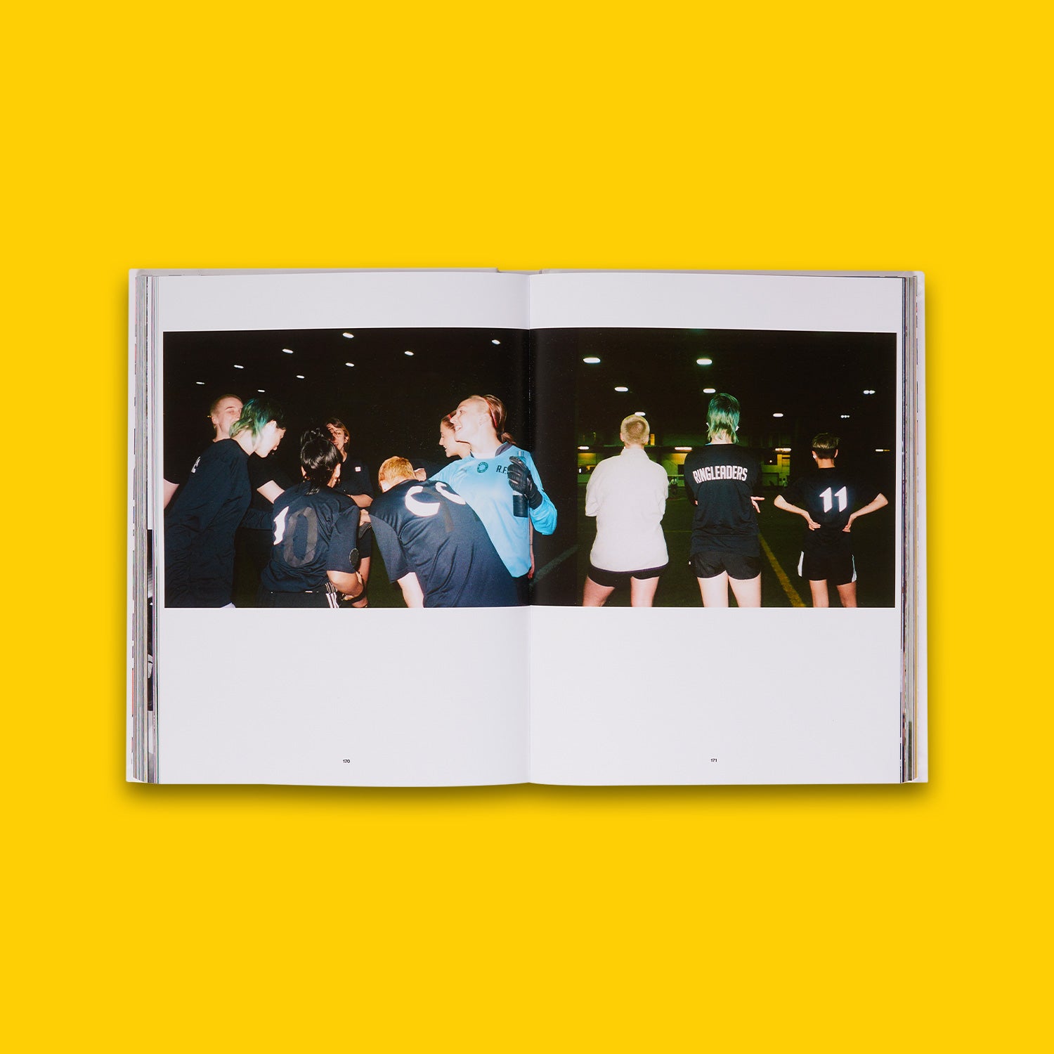 Football Saved My Life: The Ringleaders Football Club - Book + Camera Set - F.S.M.L